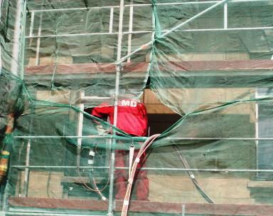 Firmenfahrzeug mit Anhänger